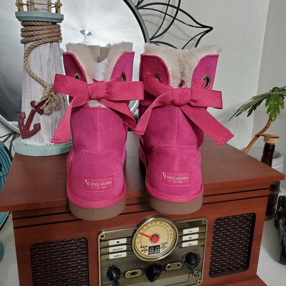 KOOLABURRA BY UGG ANDRAH SHORT GIRL'S WINTER BOOTS - Picture 3 of 5